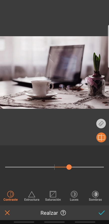 Trabajando con un cafezito
