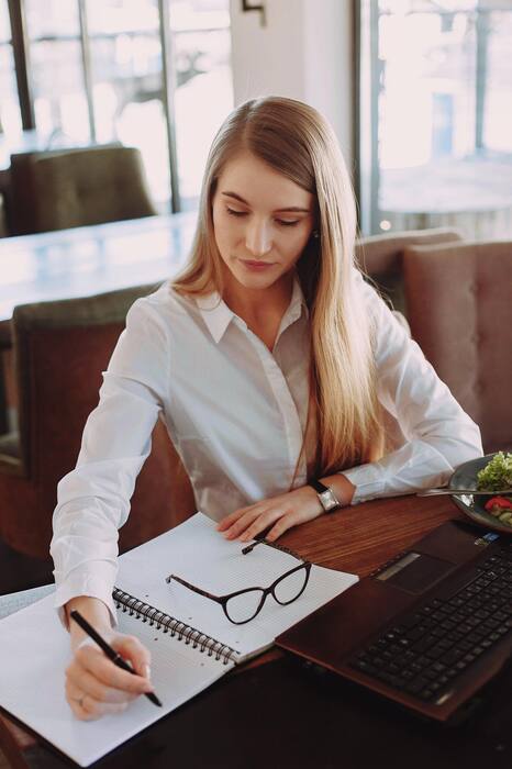 5 conseils pour être une Girl Boss06